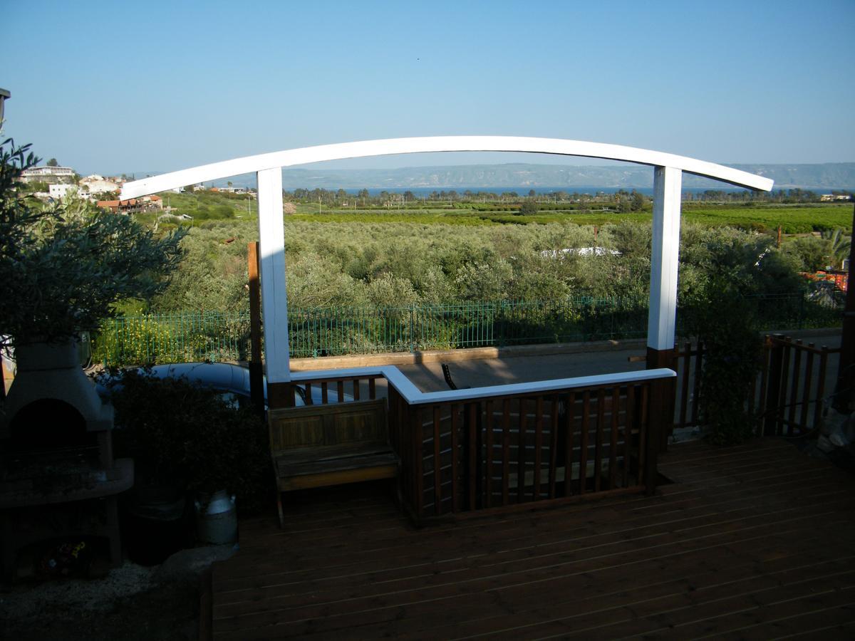 The Lake House Migdal Luaran gambar